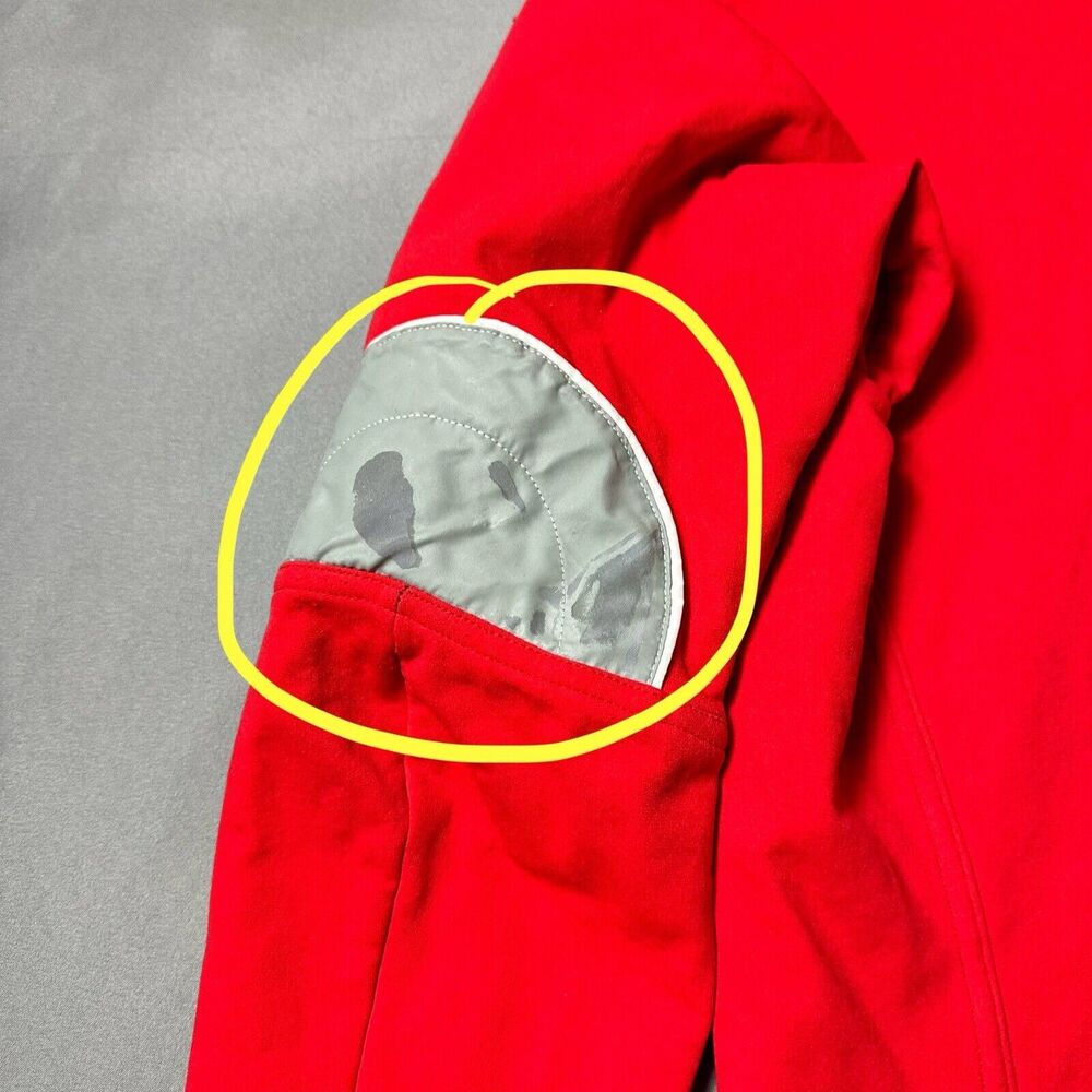 Women's Red Cycling Jacket - Picture 9 of 13